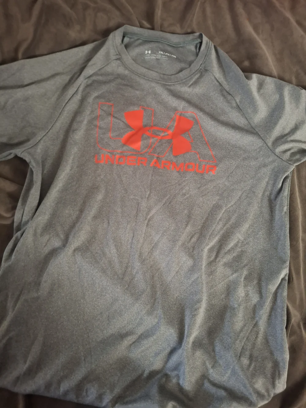 2 Youth XL Under Armour Tshirts